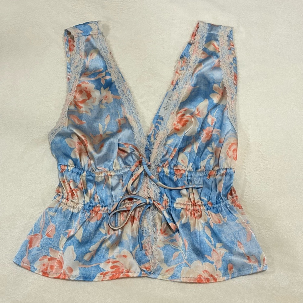 Wayf Blue Floral Lace V-Neck Blouse Lace Crop Peplum Top Blue Rose Small